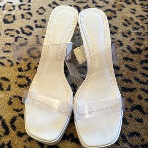 Schutz ARIELLA PLATFORM VINYL SANDAL in white